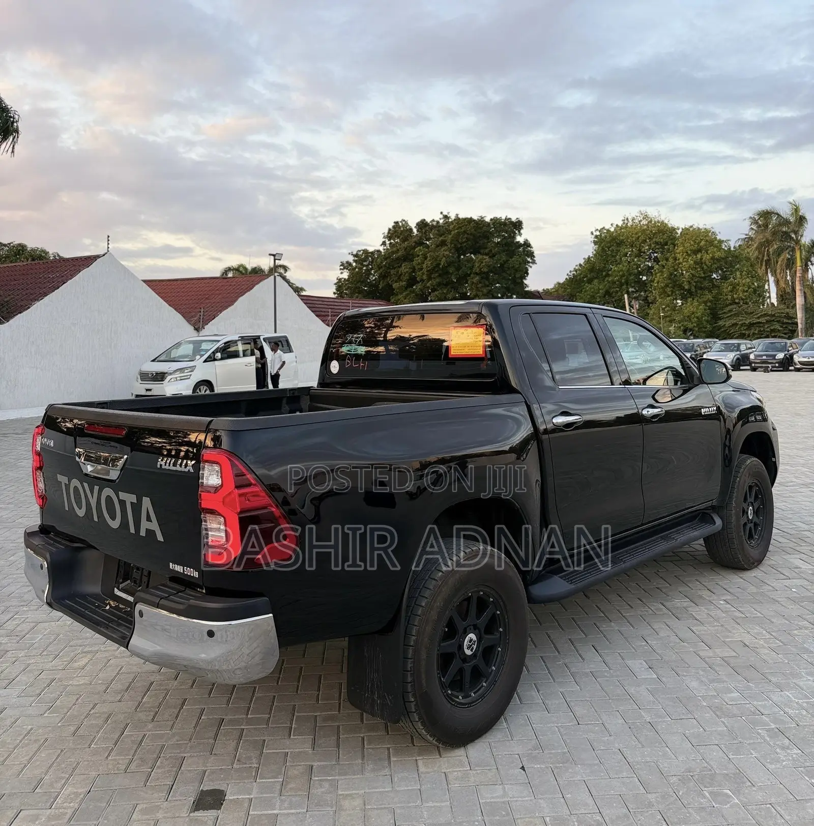 Toyota Hilux Revo Double Cab Deisel 2.8 AWD 2022 Black