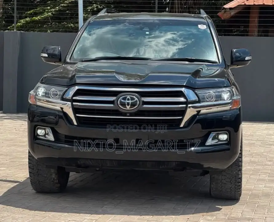 Toyota Land Cruiser 2021 Black