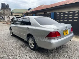 Toyota Crown Royale 2005 Silver