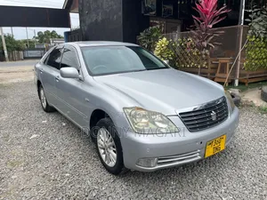 Toyota Crown Royale 2005 Silver