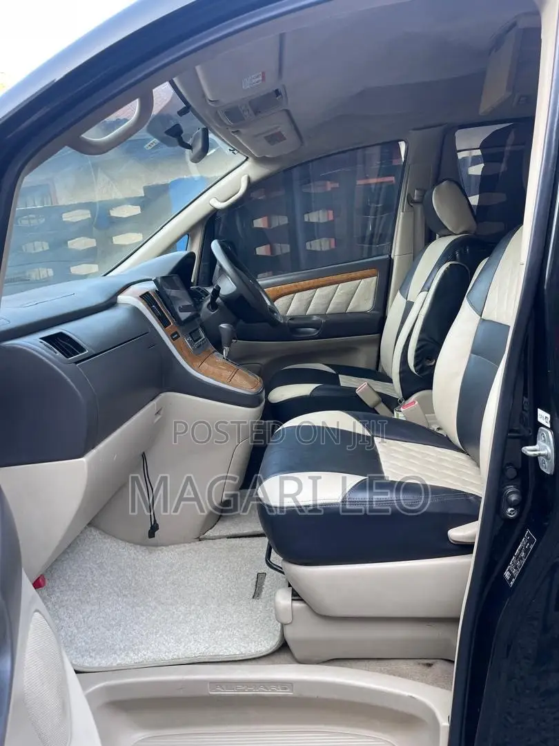 Toyota Alphard 2.4 Petrol FWD 2006 Black
