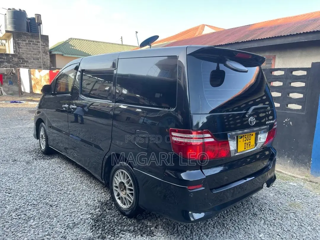 Toyota Alphard 2.4 Petrol FWD 2006 Black