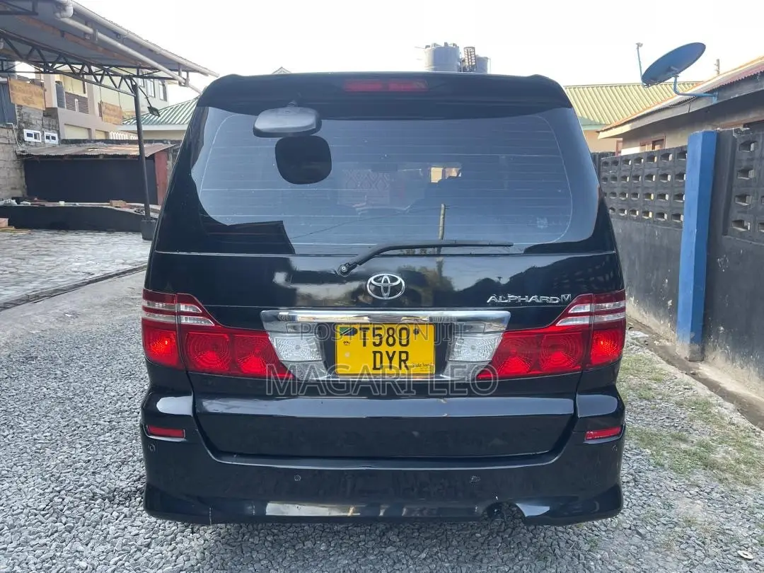 Toyota Alphard 2.4 Petrol FWD 2006 Black