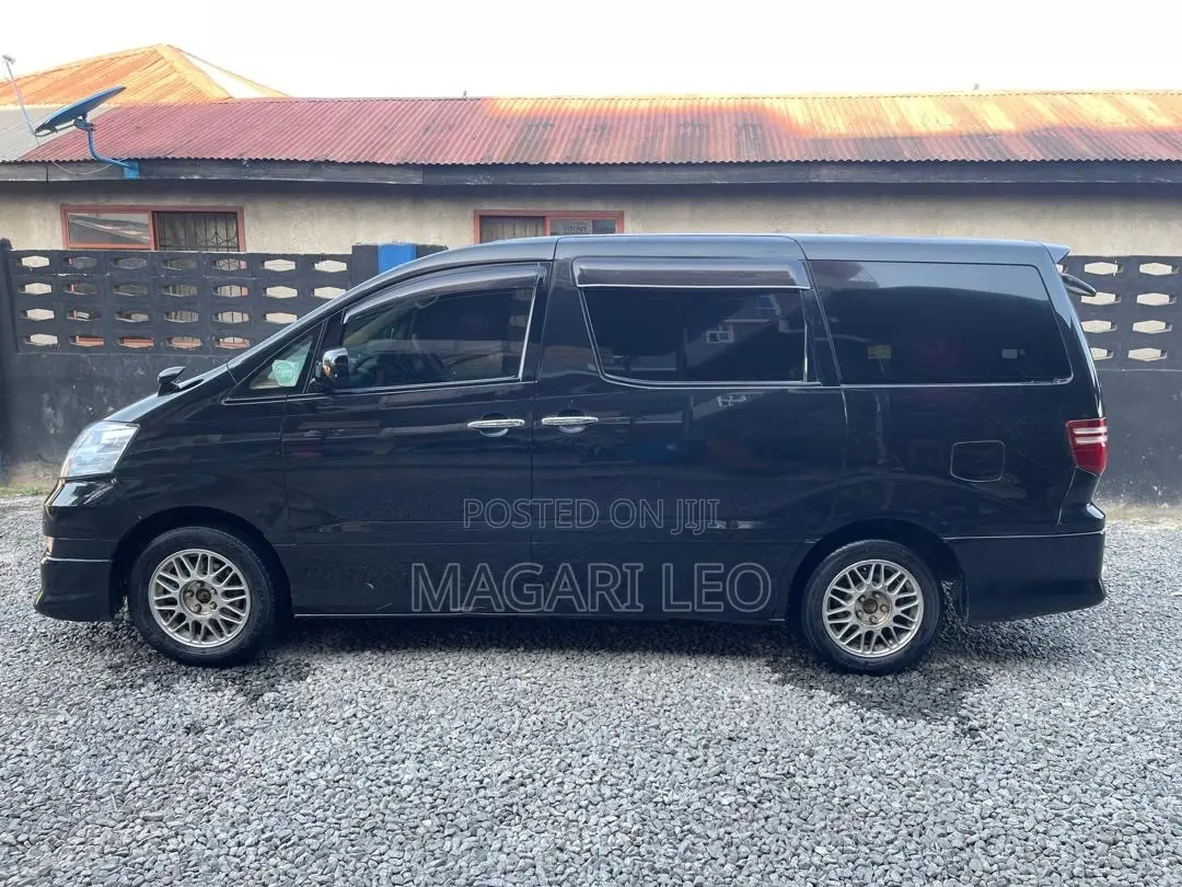 Toyota Alphard 2.4 Petrol FWD 2006 Black