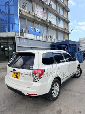 Subaru Forester 2009 White