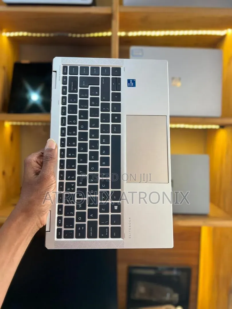 Laptop HP EliteBook 1040 G8 32GB Intel Core i7 SSD 512GB