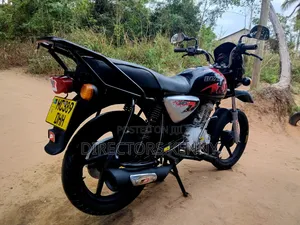 Bajaj Boxer X125 2024 Black