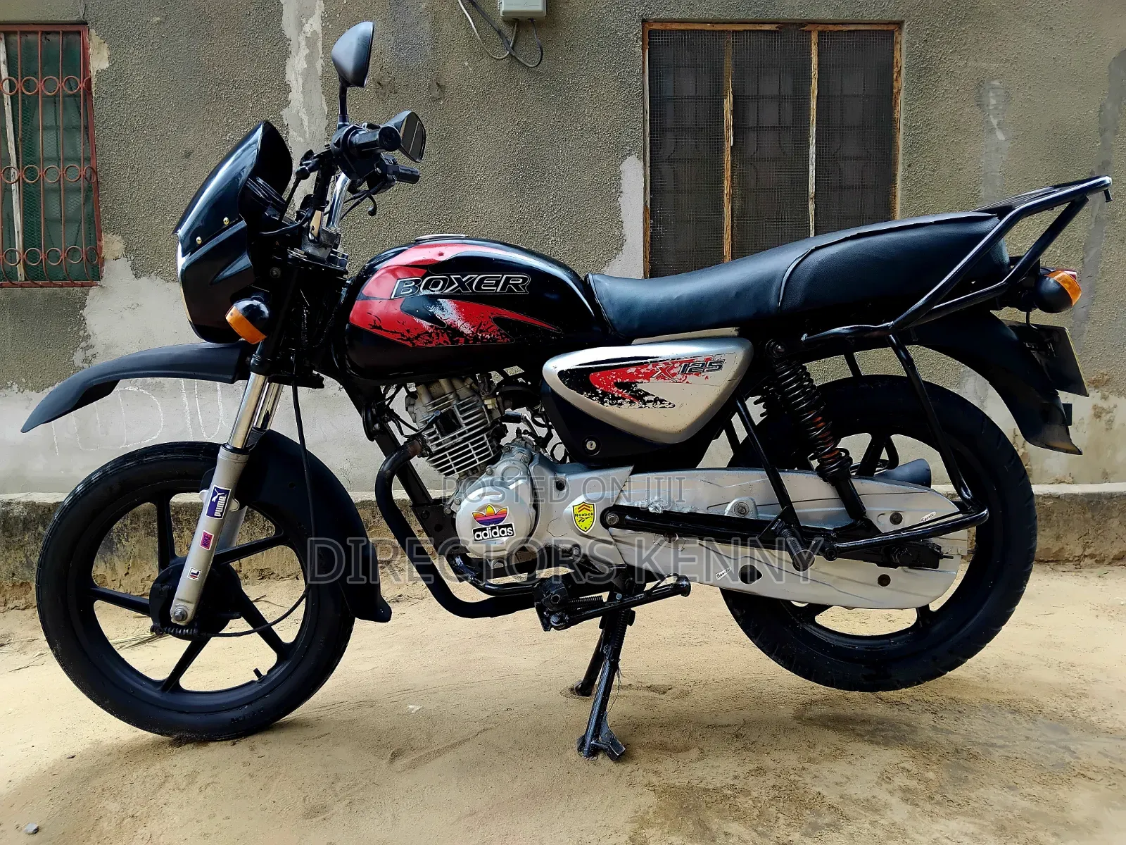 Bajaj Boxer X125 2024 Black