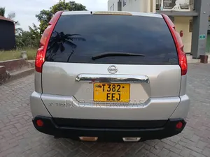 Nissan X-Trail 2012 Silver