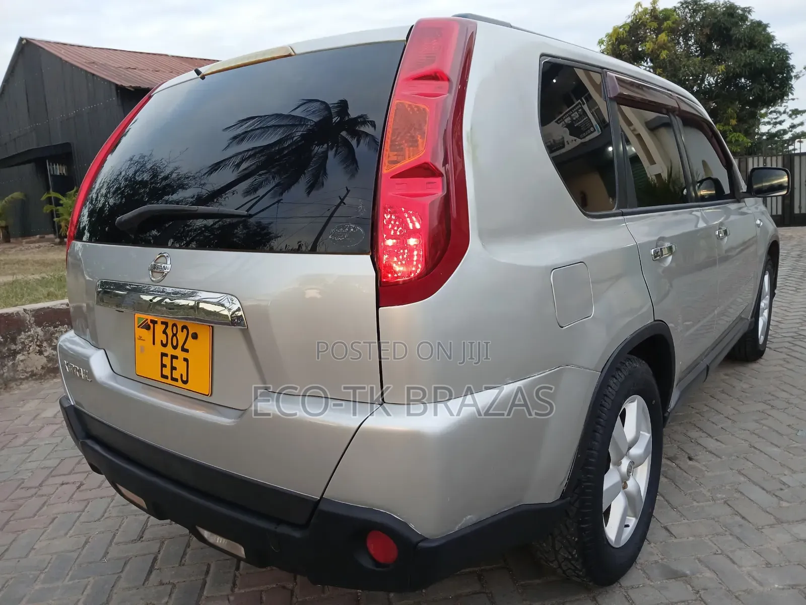Nissan X-Trail 2012 Silver