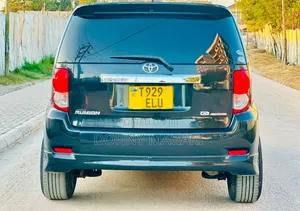 Toyota Corolla Rumion 2008 Black