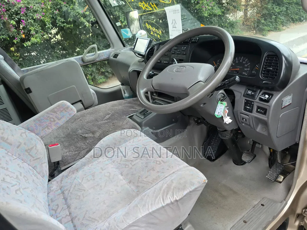 Toyota Coaster 2005 Silver