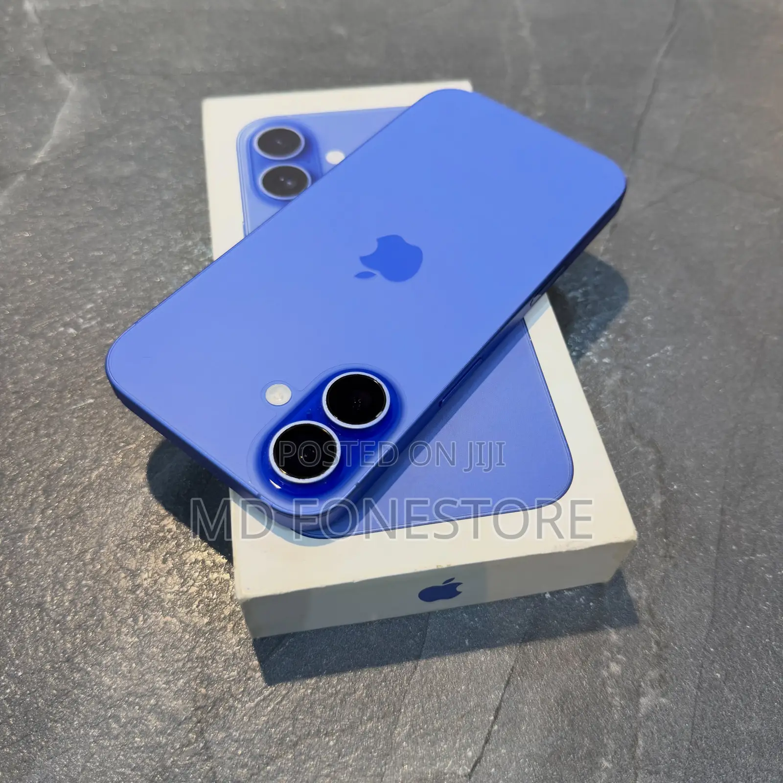 New Apple iPhone 16 128 GB Blue