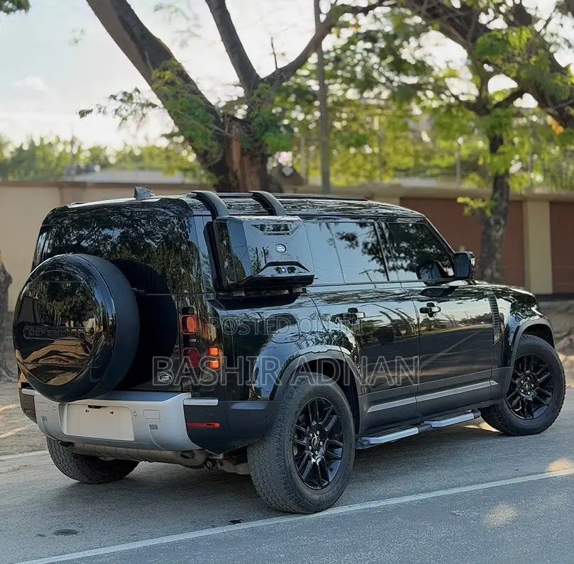 Land Rover Defender 2021 Black