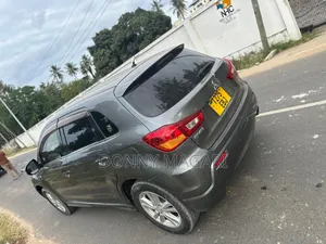 Mitsubishi RVR 2010 Gray