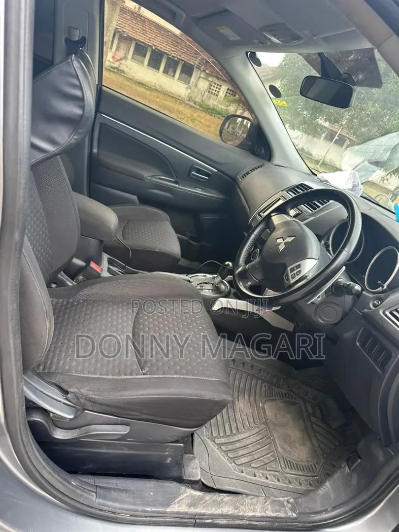 Mitsubishi RVR 2010 Gray
