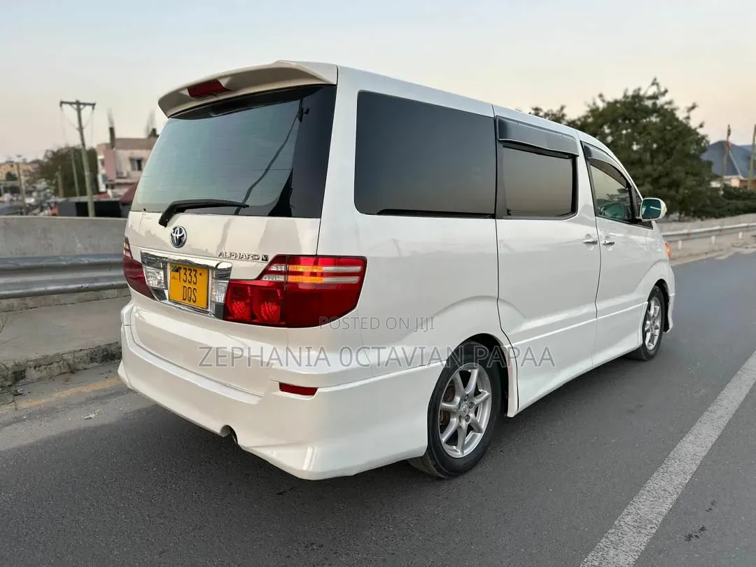 Toyota Alphard 2006 White