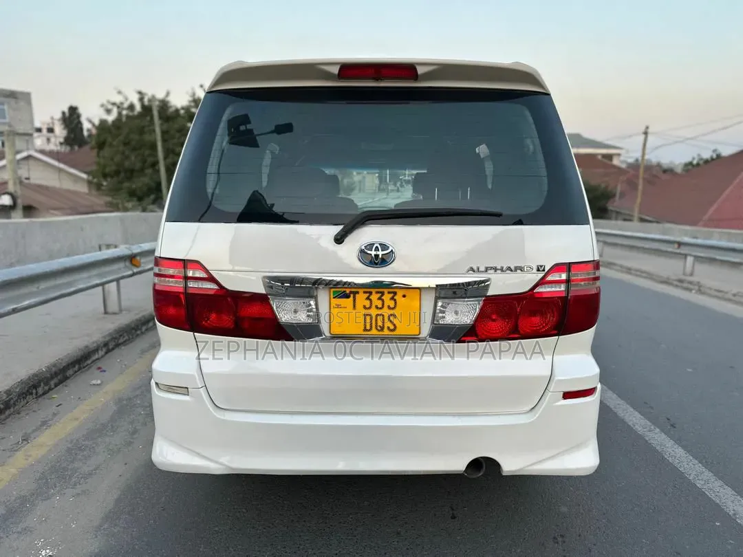 Toyota Alphard 2006 White