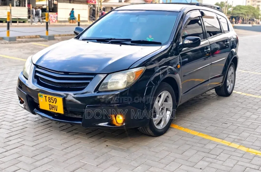 Toyota Voltz 2006 Black