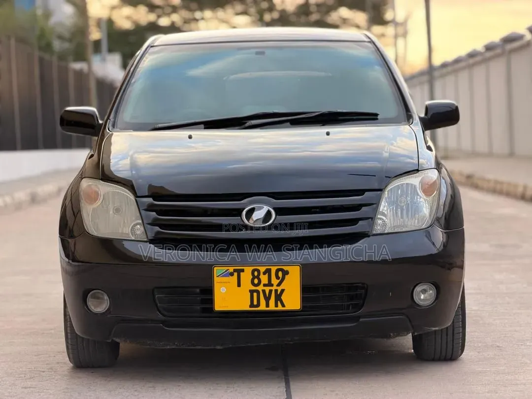 Toyota IST 2004 Black