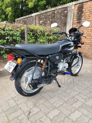 Bajaj Boxer X125 2024 Black