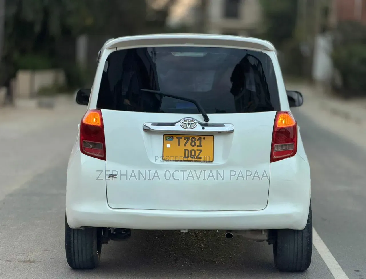 Toyota Ractis 2006 White
