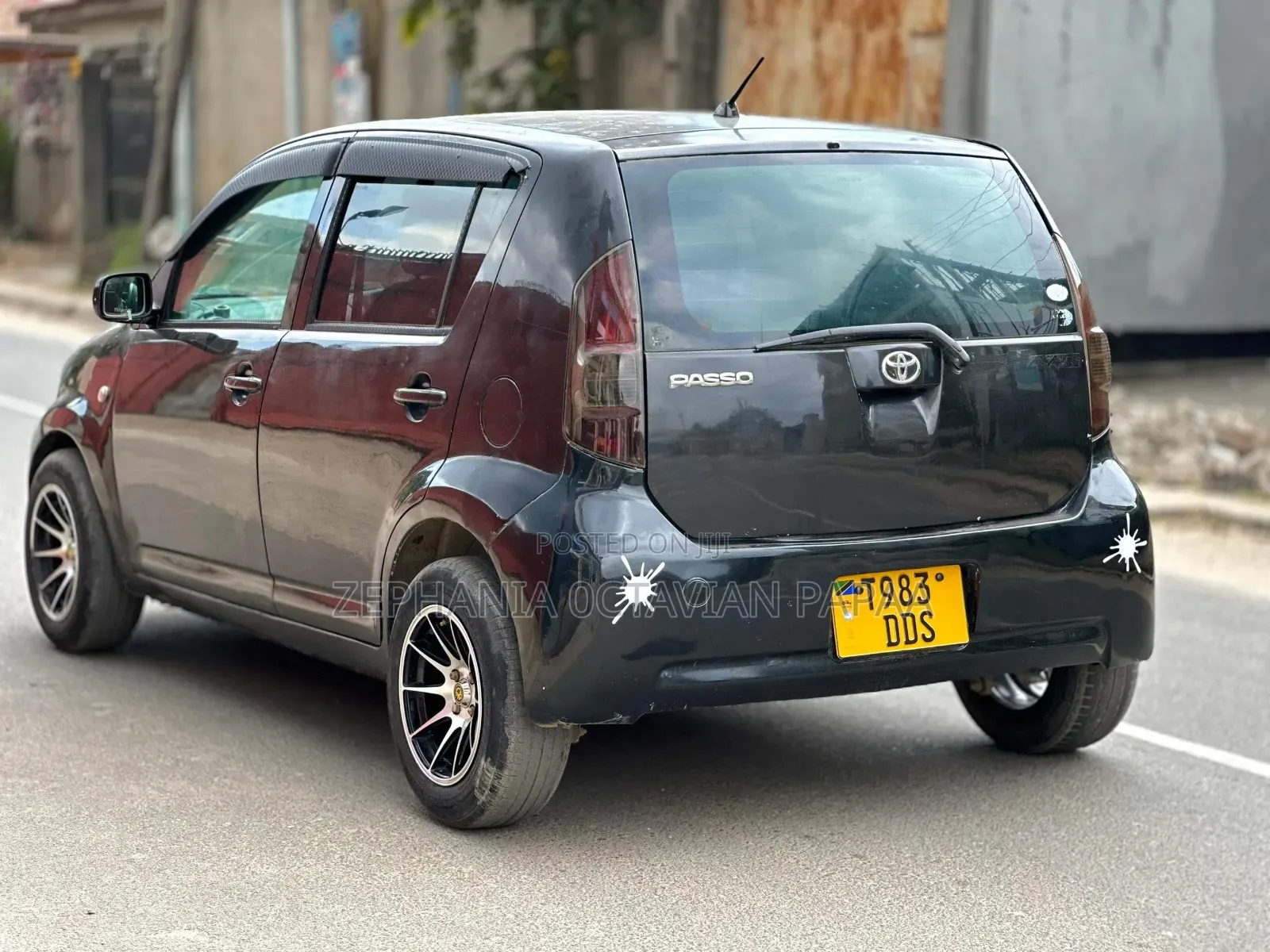 Toyota Passo 2004 Black