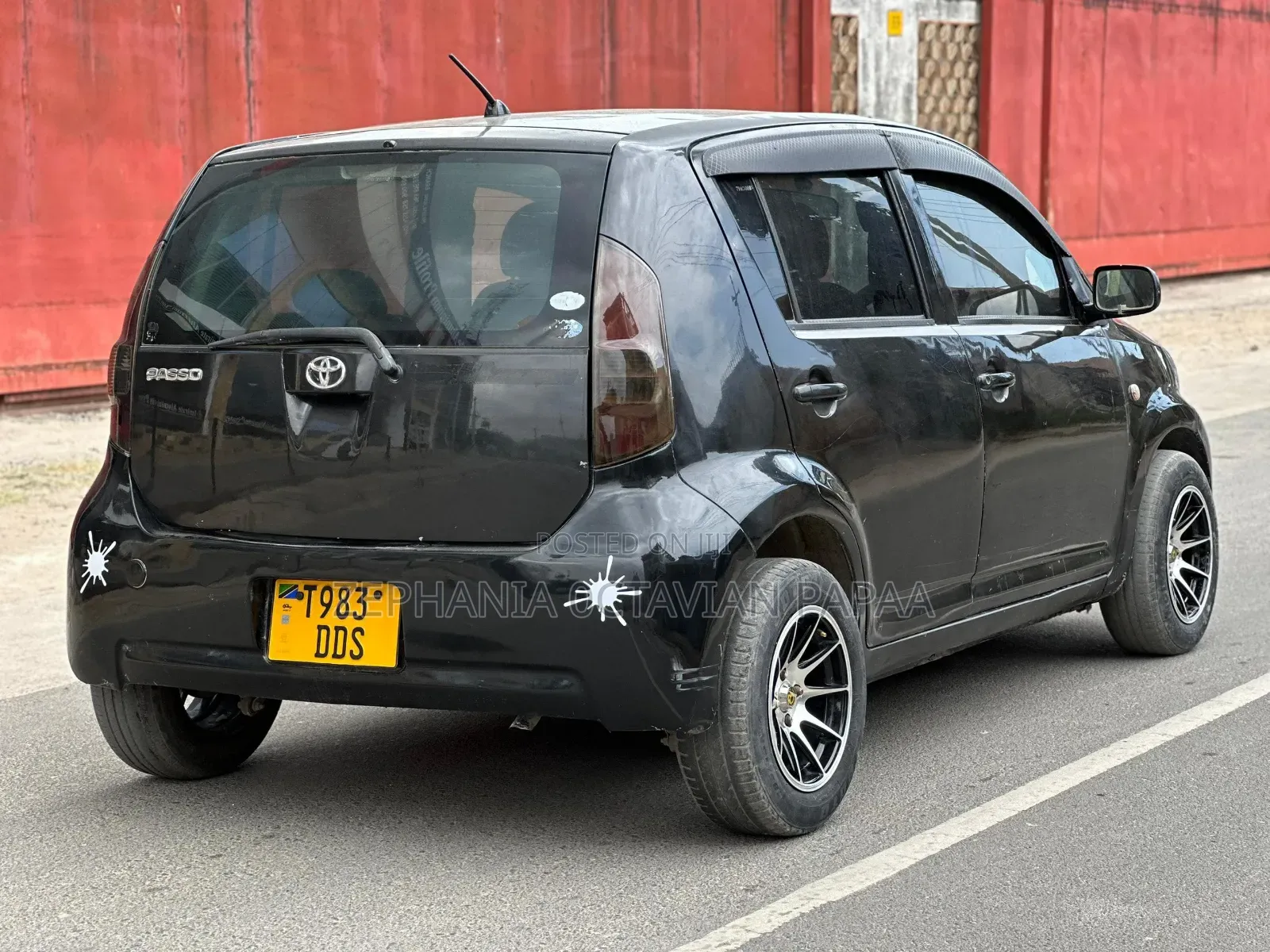Toyota Passo 2004 Black