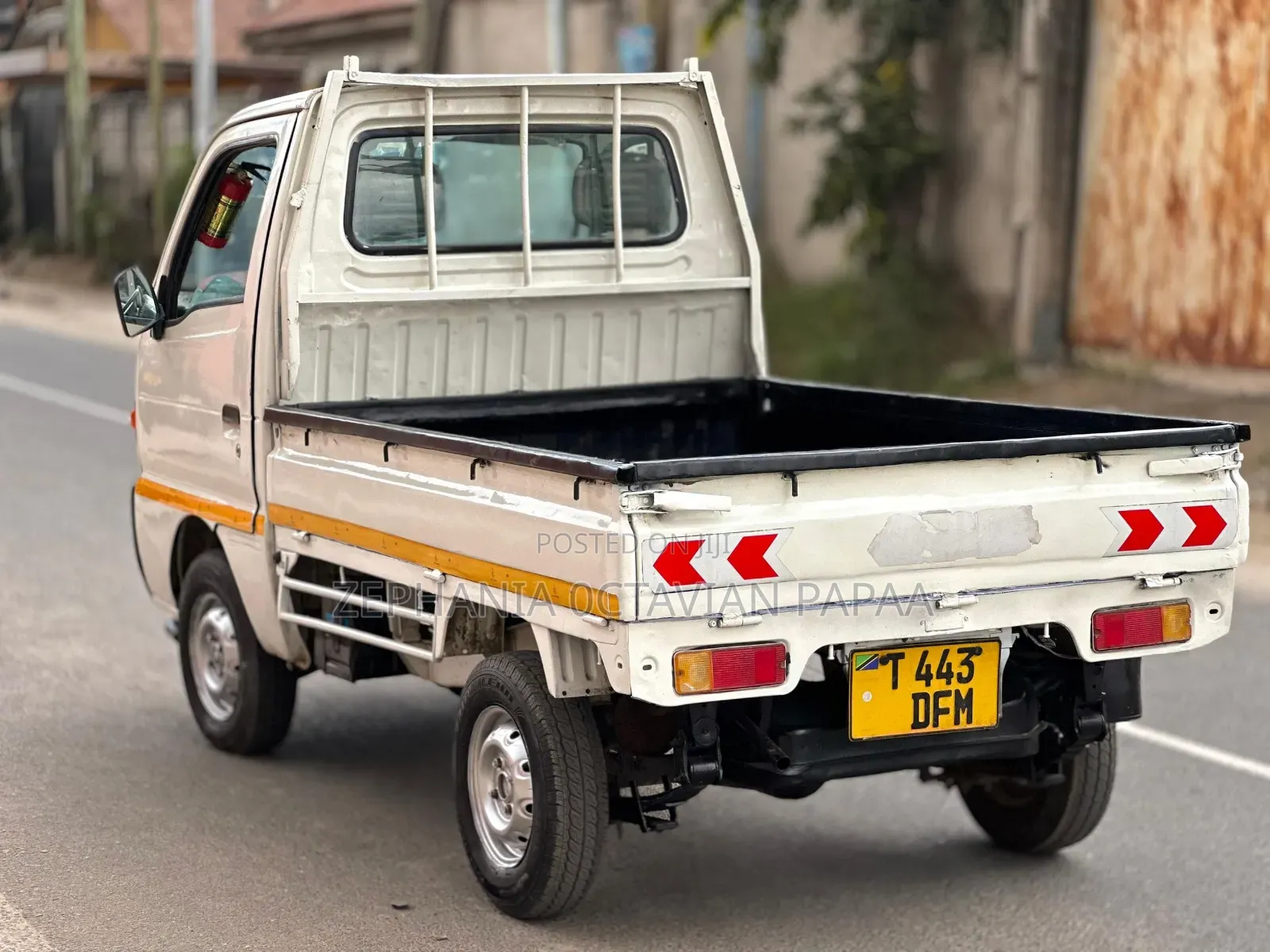 Suzuki Super Carry 2003 White