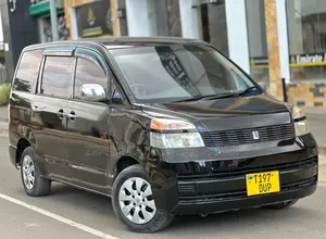 Toyota Noah 2005 Black