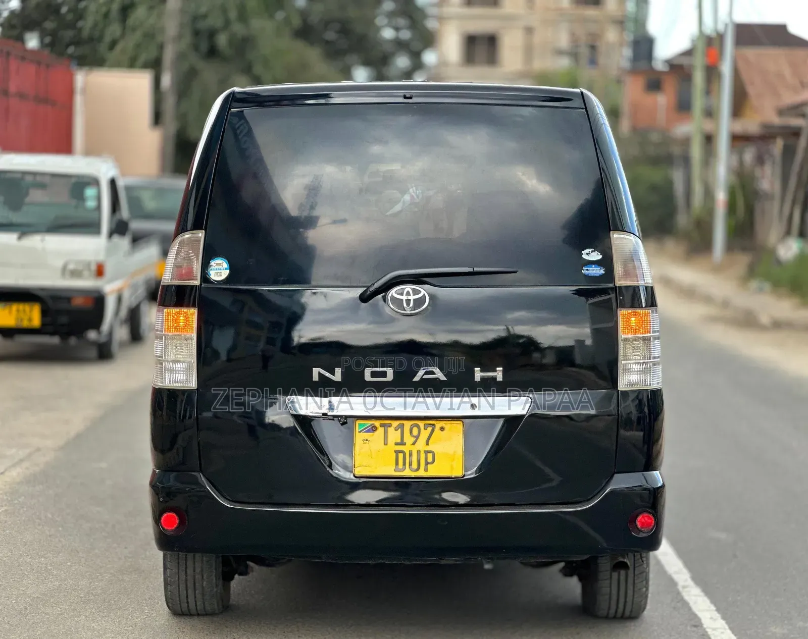 Toyota Noah 2005 Black
