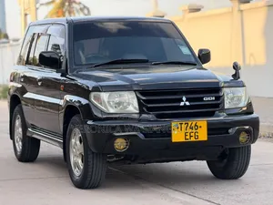 Mitsubishi Pajero 2002 Black