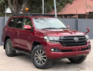 Toyota Land Cruiser 2017 Maroon