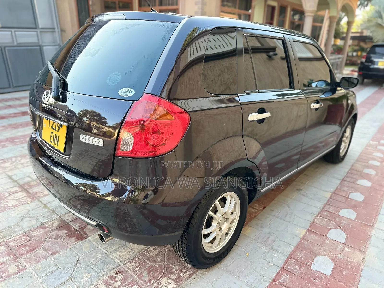Mazda Verisa 2009