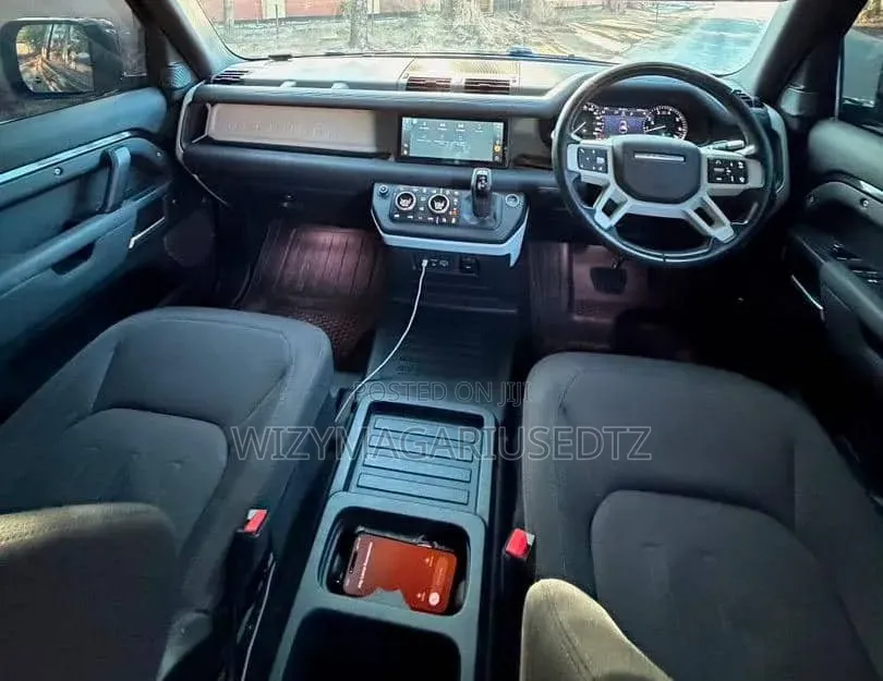 Land Rover Defender 2021 Matt Black