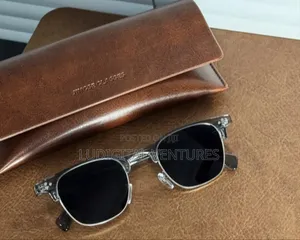 Vintage Retro Half Rimmed Sun Glasses / Gray Transparent Frames