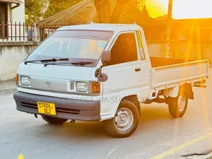 Toyota Lite-Ace 2005