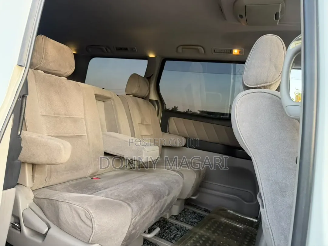 Toyota Alphard 2006 White