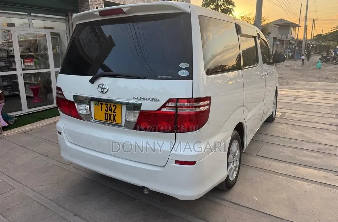 Toyota Alphard 2006 White