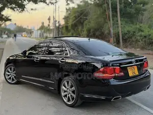 Toyota Crown 2009 Black