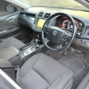 Toyota Crown 2009 Black