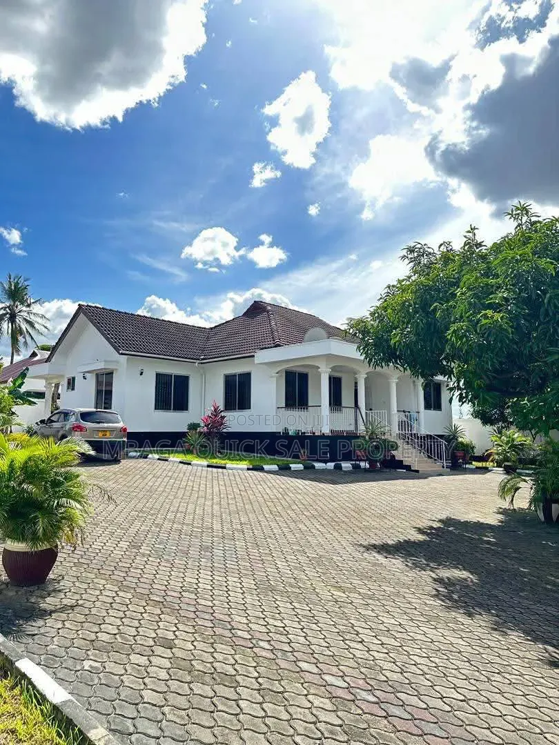 3bdrm House in Mbezi Beach for rent