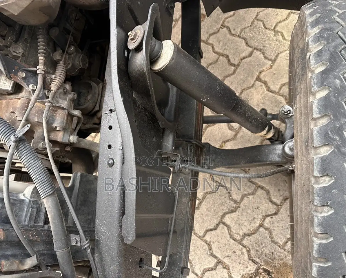 Mitsubishi Canter Boxbody Ndefu Tani 3.5 Study 6 Bawaba 8 Spring Juu.
