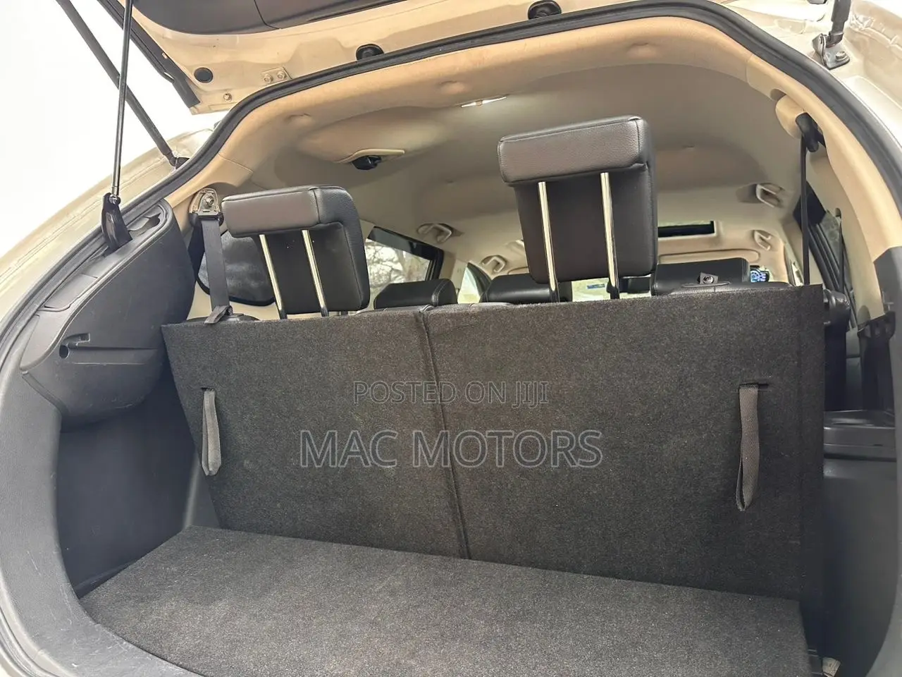 Mitsubishi Outlander 2016 White