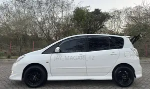 Toyota Corolla Spacio 2004 White