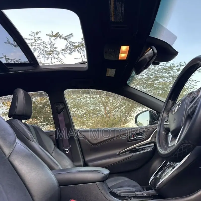 Toyota Harrier 2016 Black
