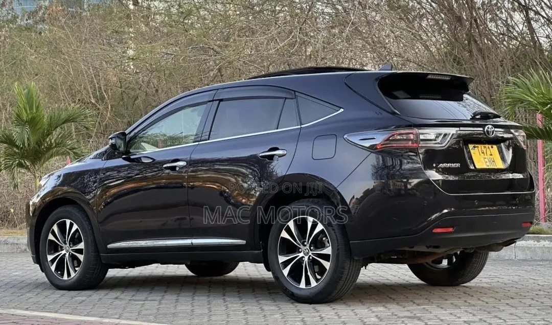 Toyota Harrier 2016 Black
