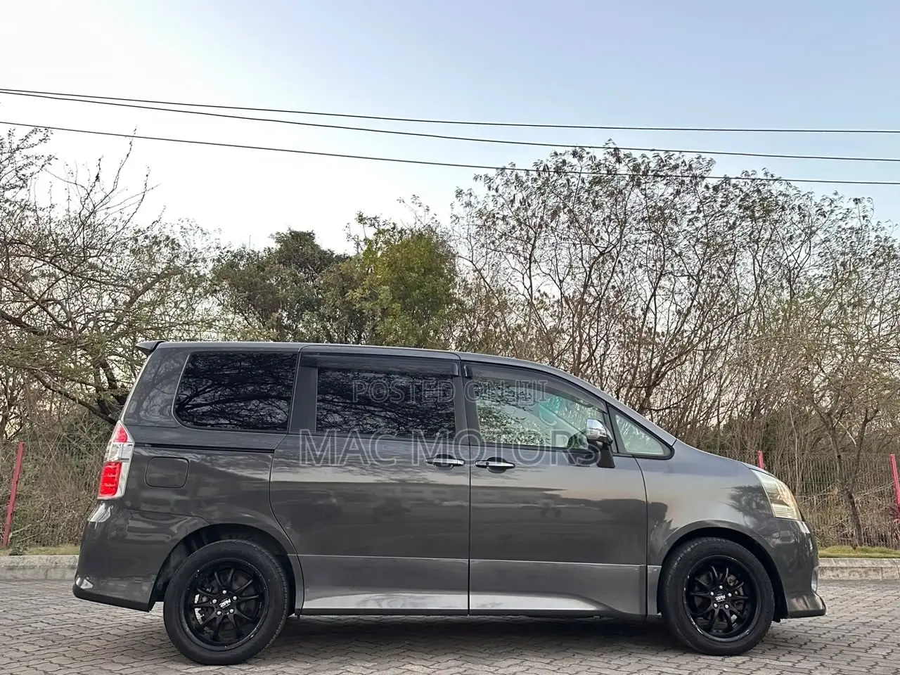 Toyota Noah 2008 Gray