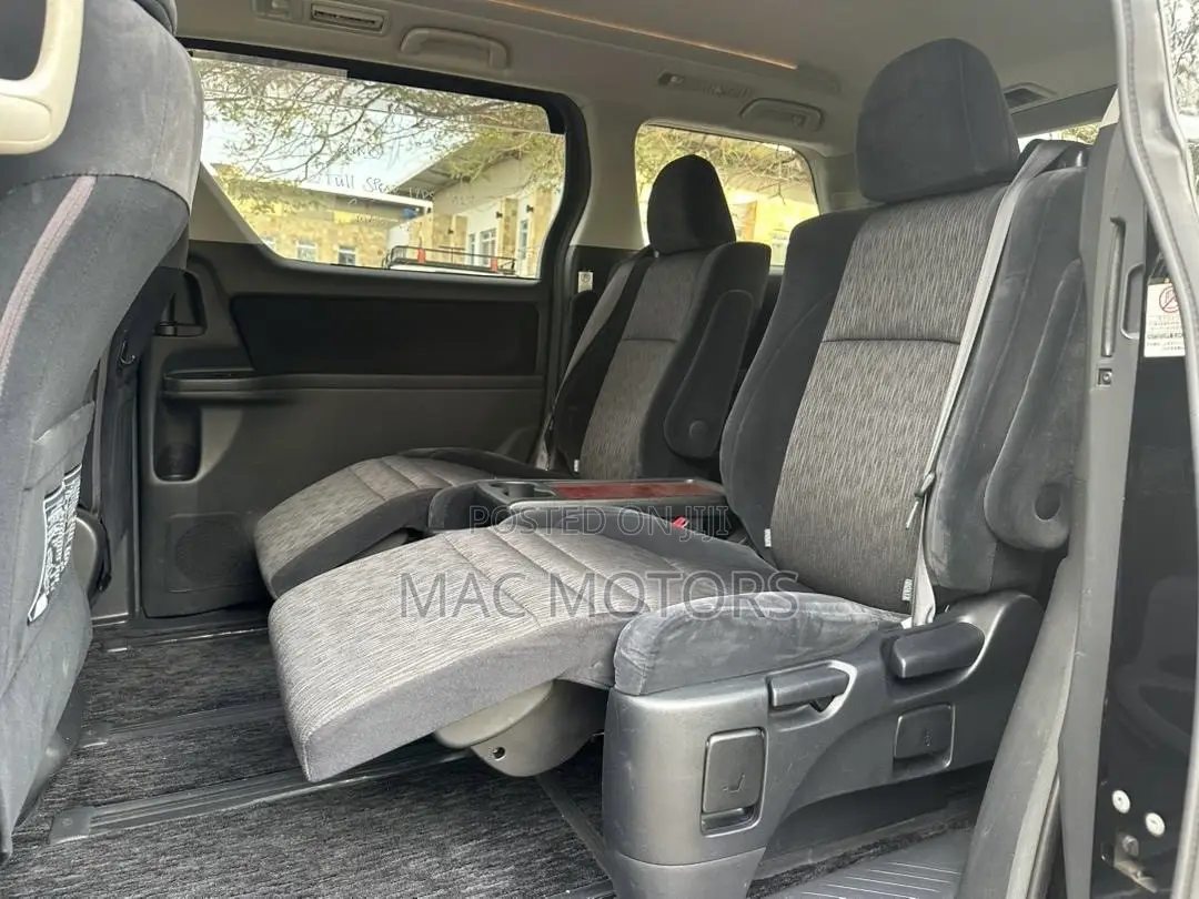 Toyota Alphard 2009 Black