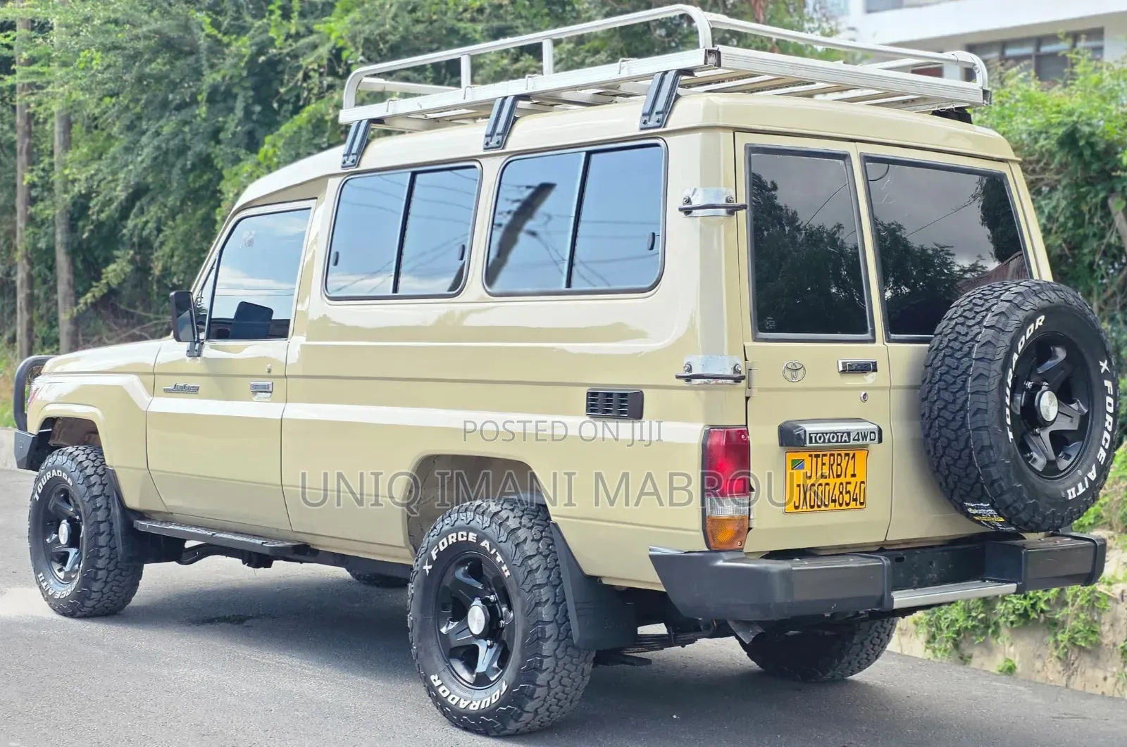 Toyota Land Cruiser 2010 Beige